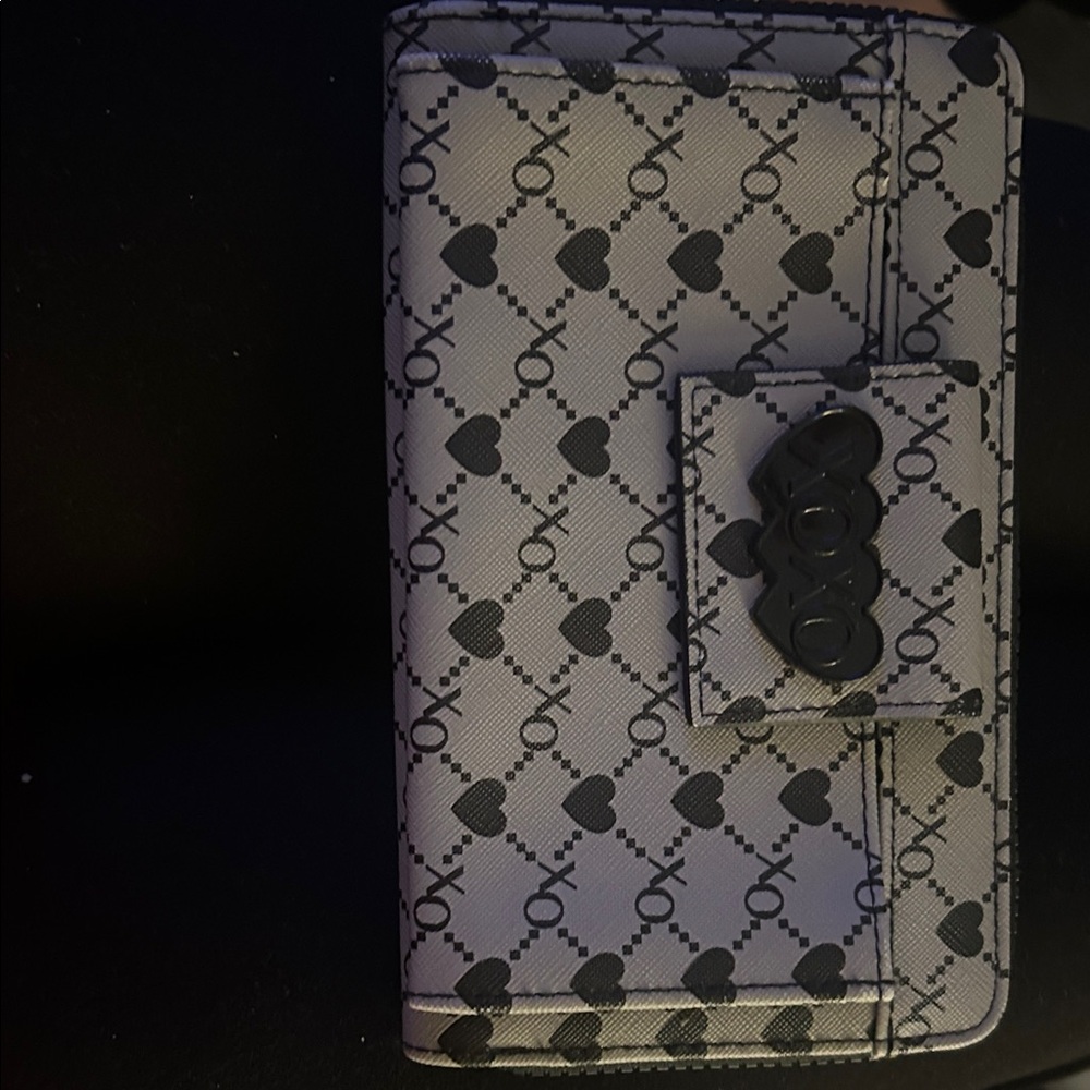 XOXO Black and Gray Heart Pattern Wallet